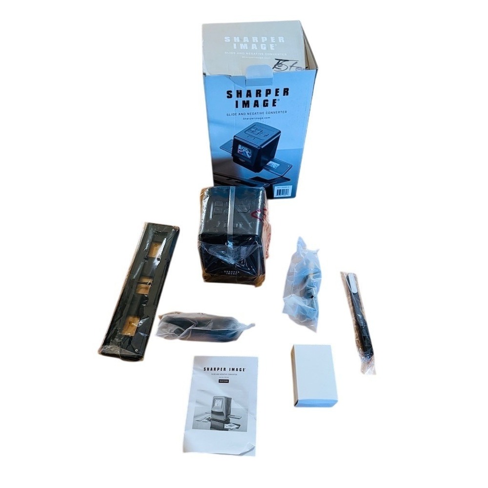 Sharper Image Slide & Negative Converter Digital Film Scanner w Box & manual NIB